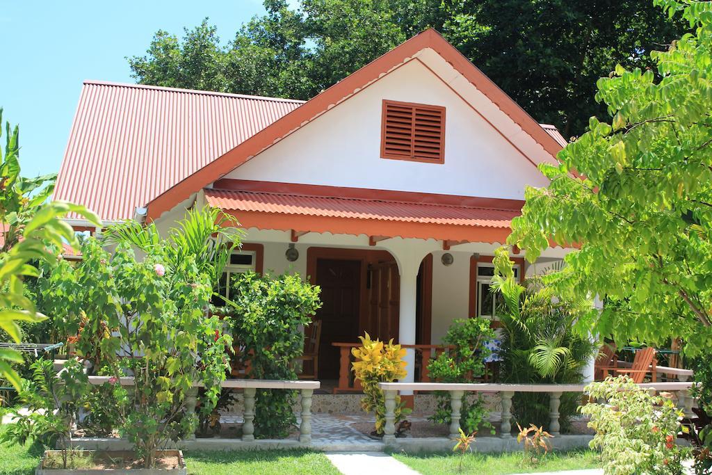 Veronic Self-Catering Guest House La Digue Exterior foto