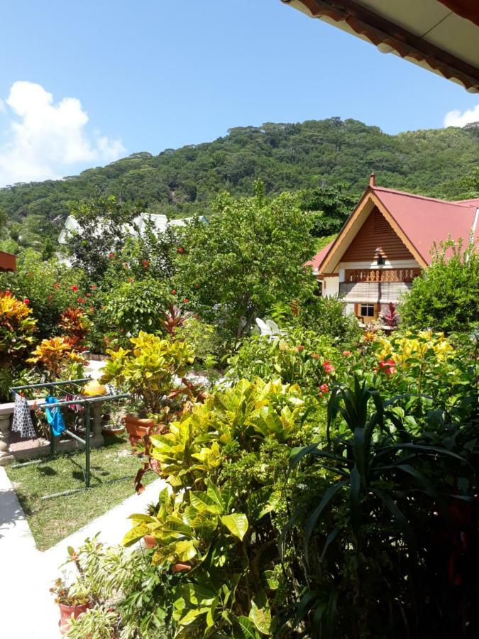 Veronic Self-Catering Guest House La Digue Exterior foto